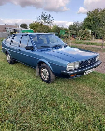 volkswagen Volkswagen Passat cena 10000 przebieg: 150000, rok produkcji 1983 z Góra